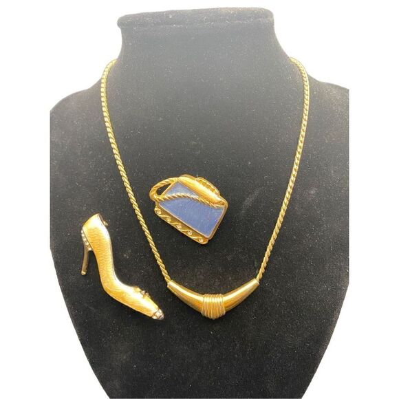 Monet signed ribbed rope twist choker necklace with similar pins brooches - Picture 1 of 9